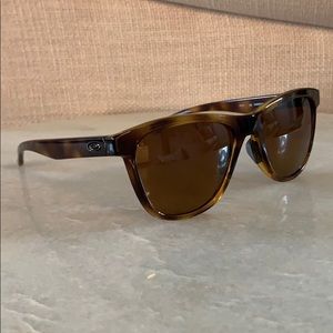 Oakley Moonlighter Tortoise Sunglasses polarized